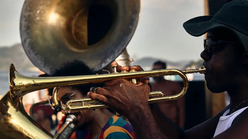 How to bend a note on saxophone?