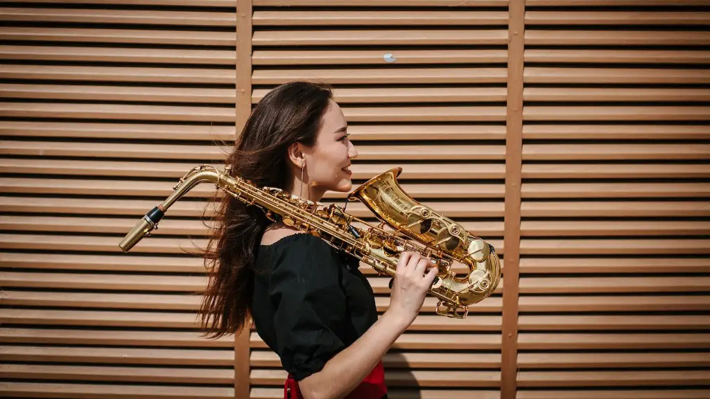 Who is the best female saxophone player?