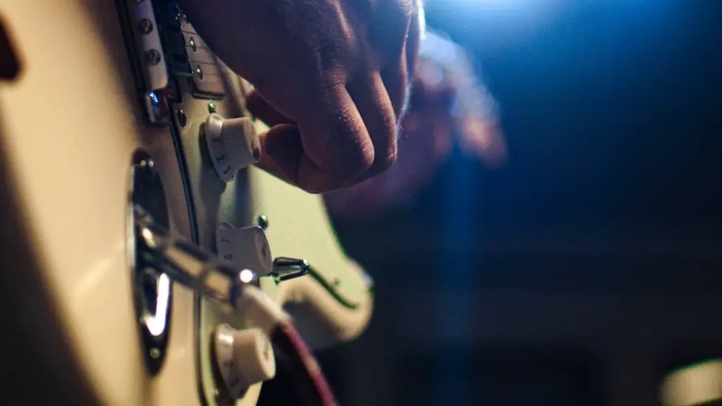 How many notes can a violin play