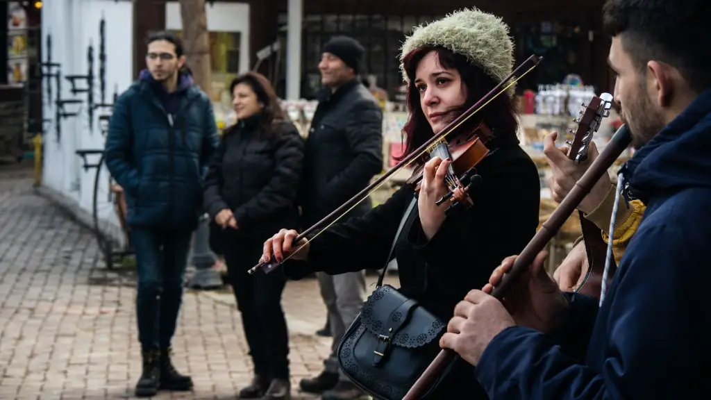 Did john garfield play the violin?