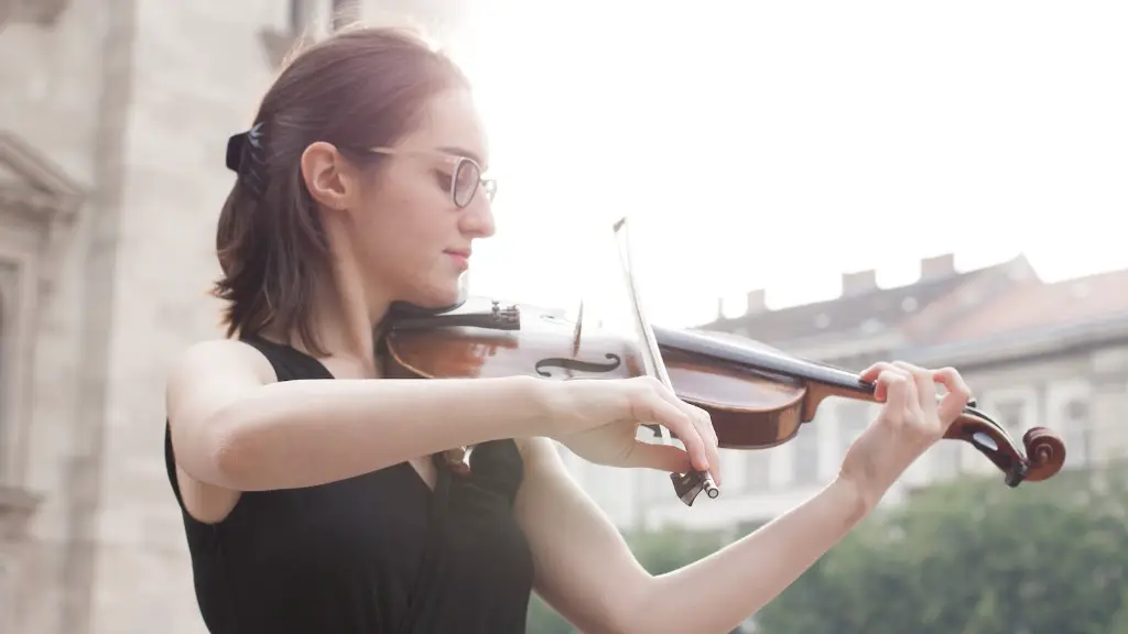 How to dress violin hips